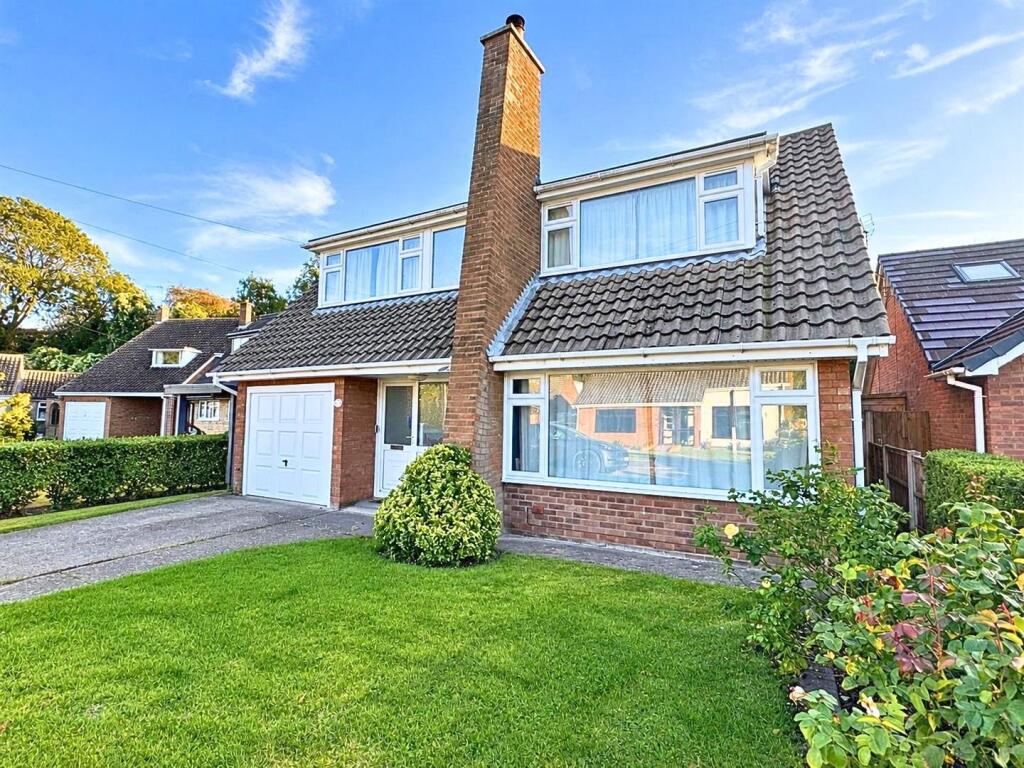 Main image of property: Cliff Avenue, Nettleham, Lincoln