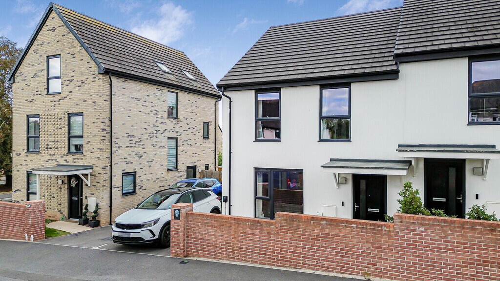 Main image of property: Ringswell Avenue, Exeter