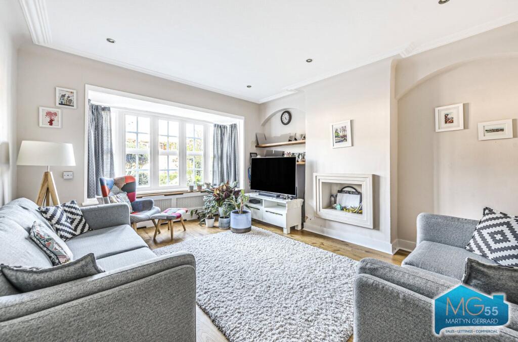 Main image of property: Cascade Avenue, London, N10