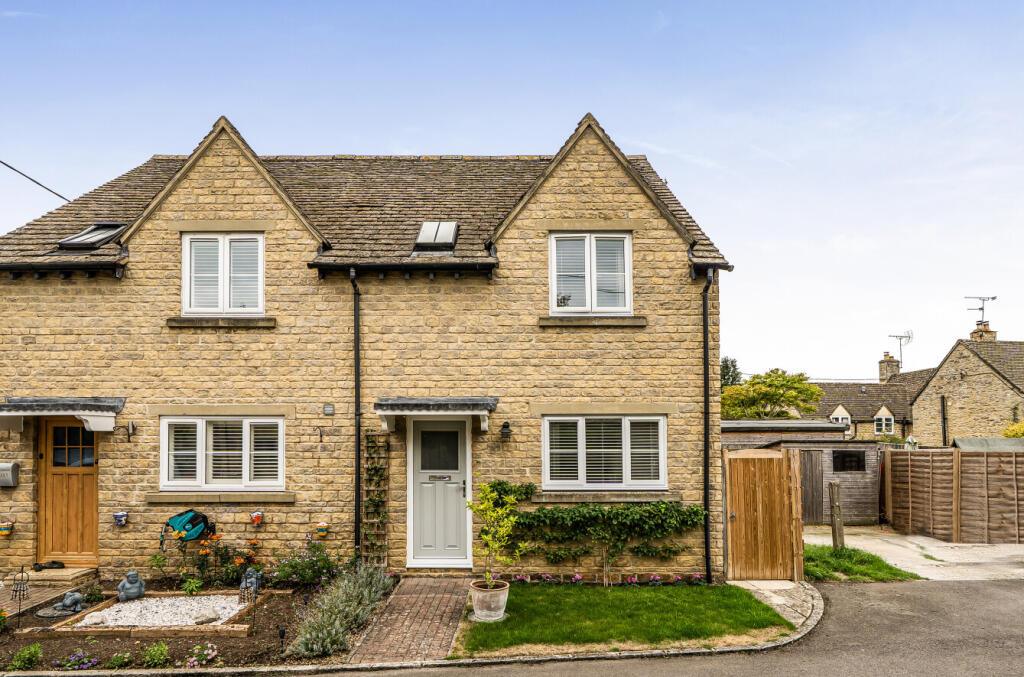 Main image of property: Chestnut View, Alvescot, Bampton