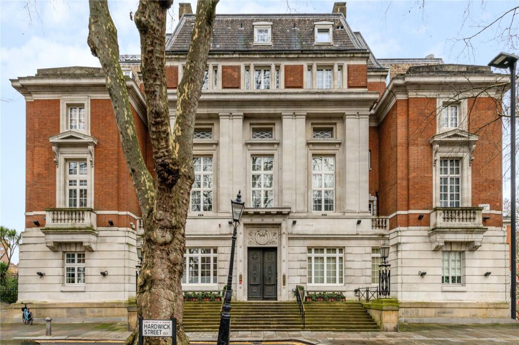 Main image of property: Rosebery Avenue, London, EC1R
