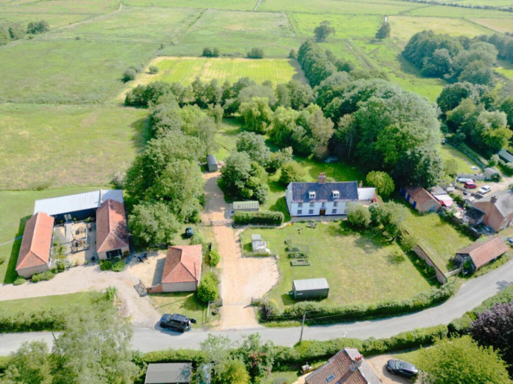 Main image of property: Thorpe Road, Haddiscoe