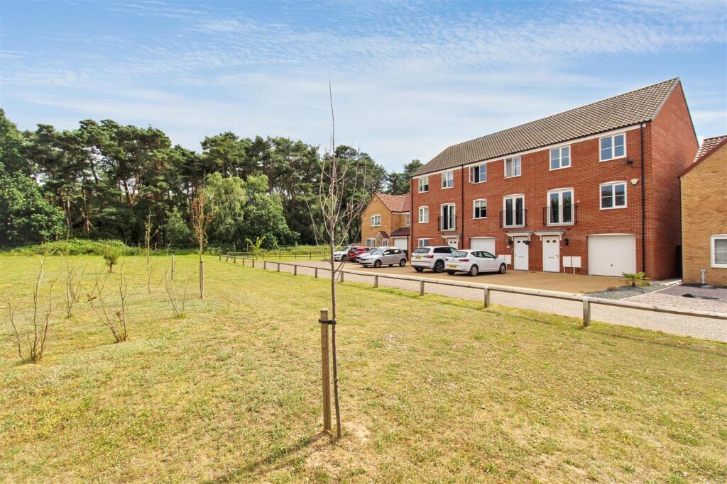 Main image of property: Starling Avenue, Sprowston, Norwich
