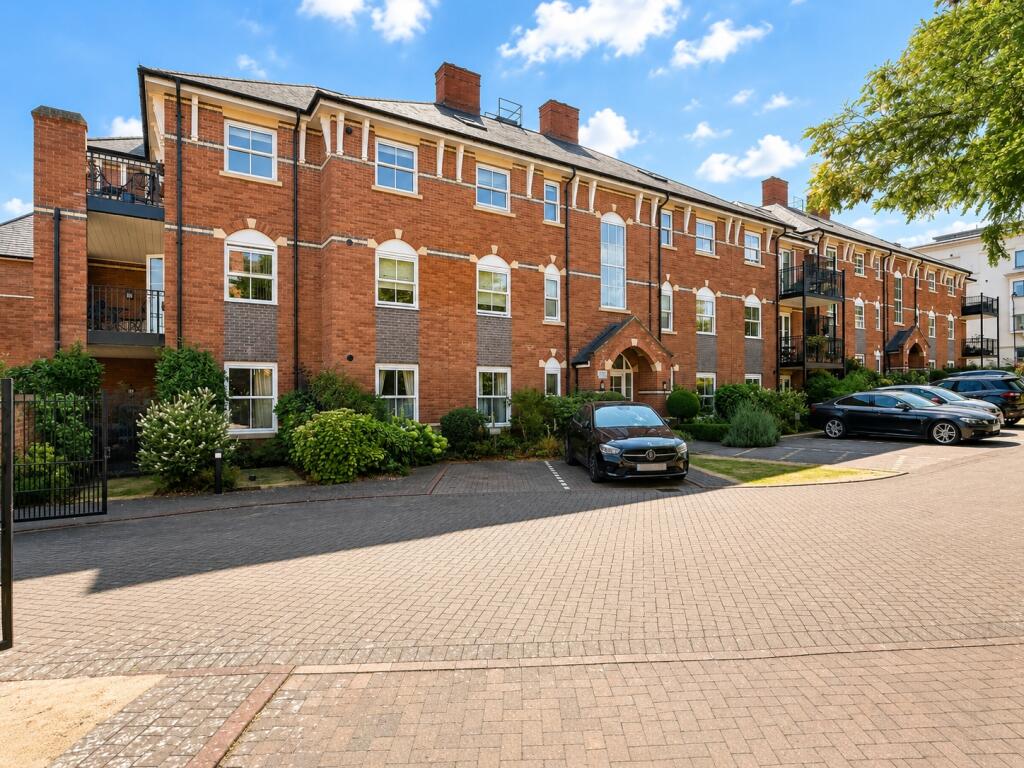 Main image of property: Humphris Place, Cheltenham, Gloucestershire, GL53