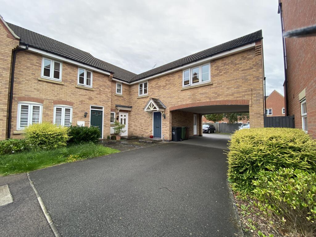 Main image of property: Fieldfare Close