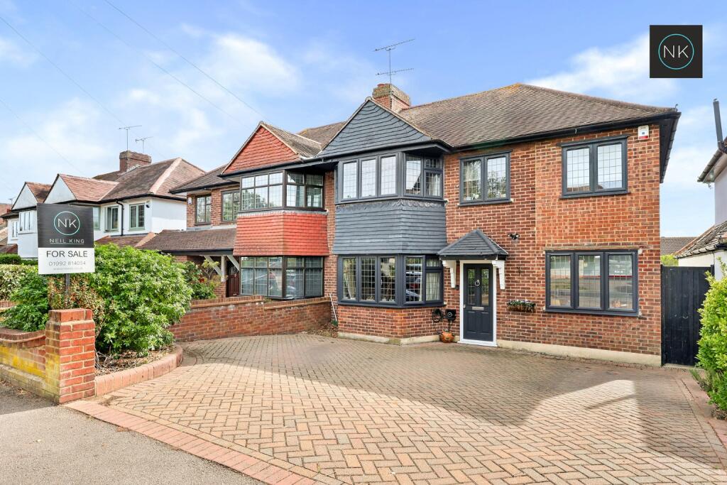 Main image of property: Forest Drive, Theydon Bois, Epping, Essex, CM16 7EZ