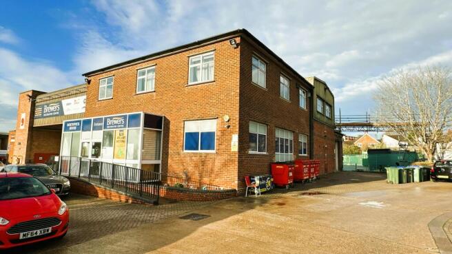 9 Fishers Industrial Estate Wiggenhall Road Watford WD18 0FN  external 1.jpg