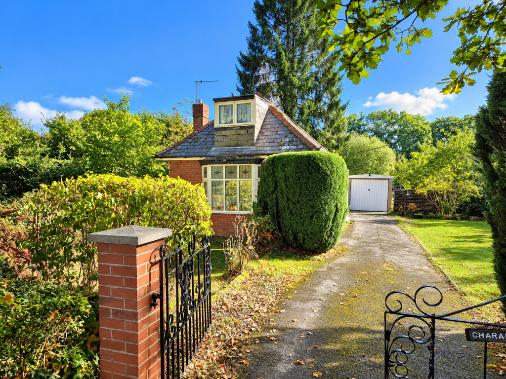 Main image of property: Charalliz, Paulletts Lane, Calmore, SO402RF