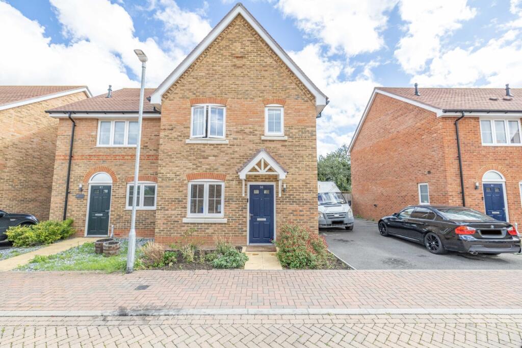 Main image of property: Pemberton Rise, Teynham, Sittingbourne, Kent, ME9