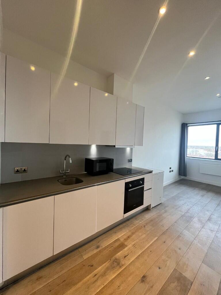 Main image of property: Wellington Street, Slough, Berkshire, SL1