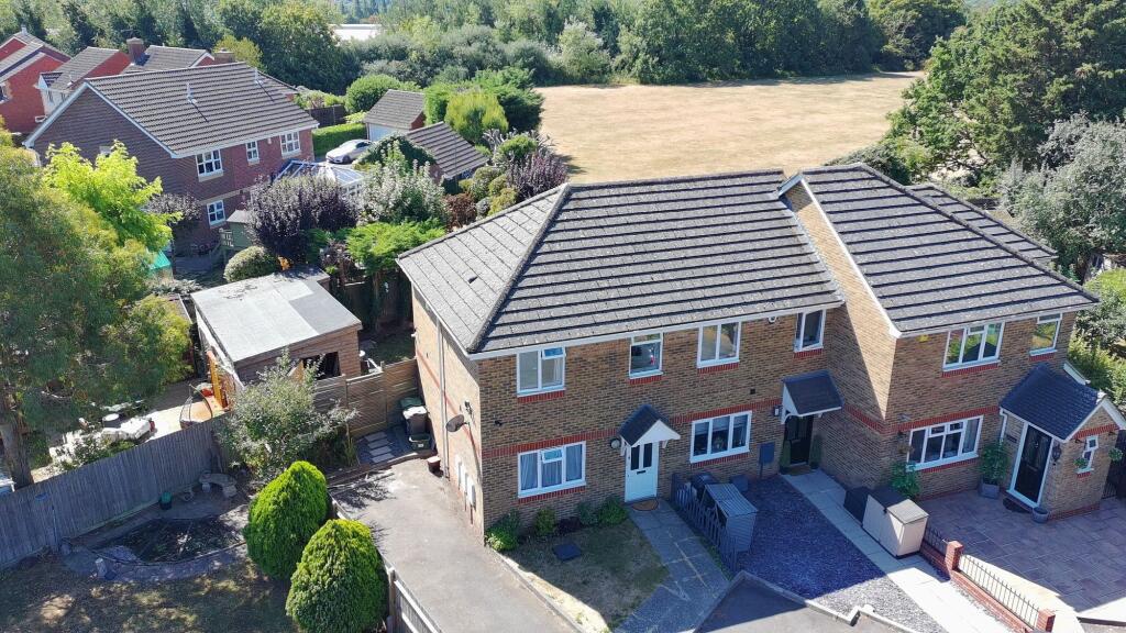 Main image of property: Hamilton Close, Snodland, ME6