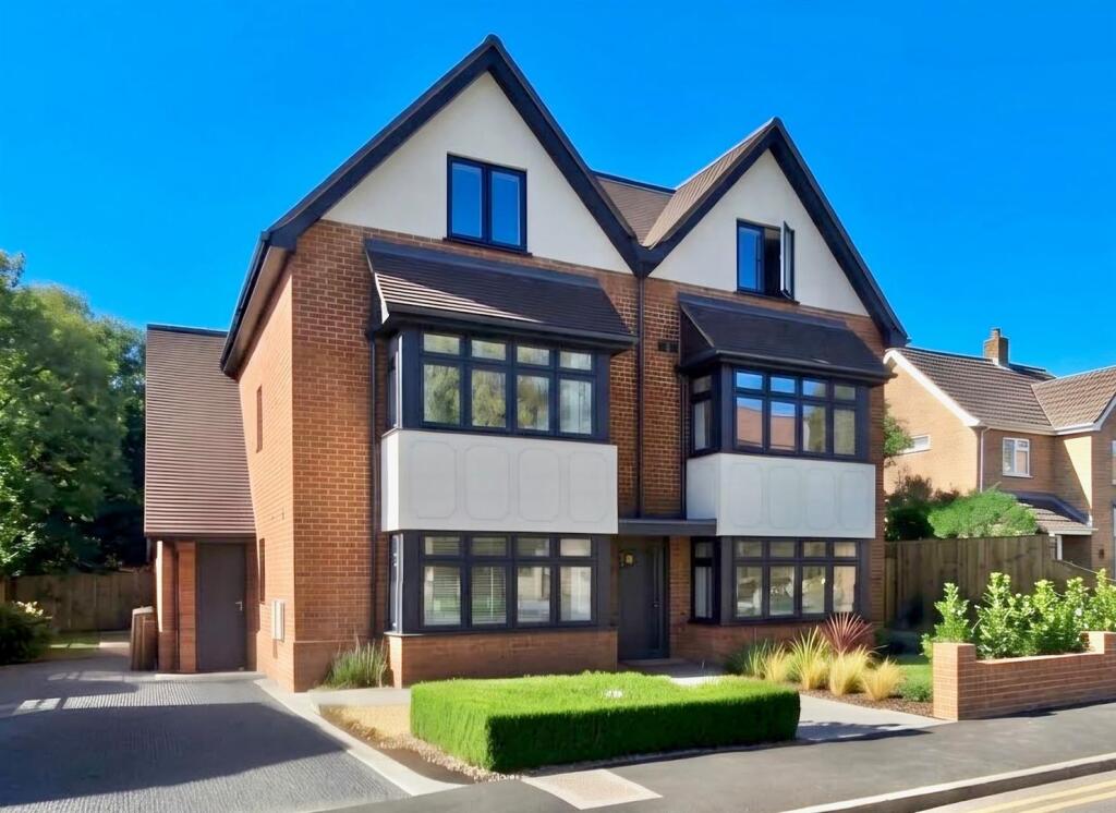 Main image of property: Ashley Road, Sevenoaks