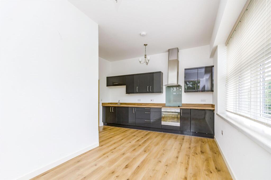 Main image of property: Millbrook Road East, SOUTHAMPTON
