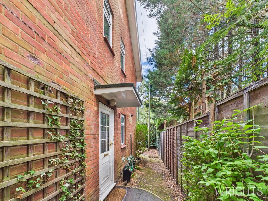 Main image of property: Canonsfield Road, Welwyn
