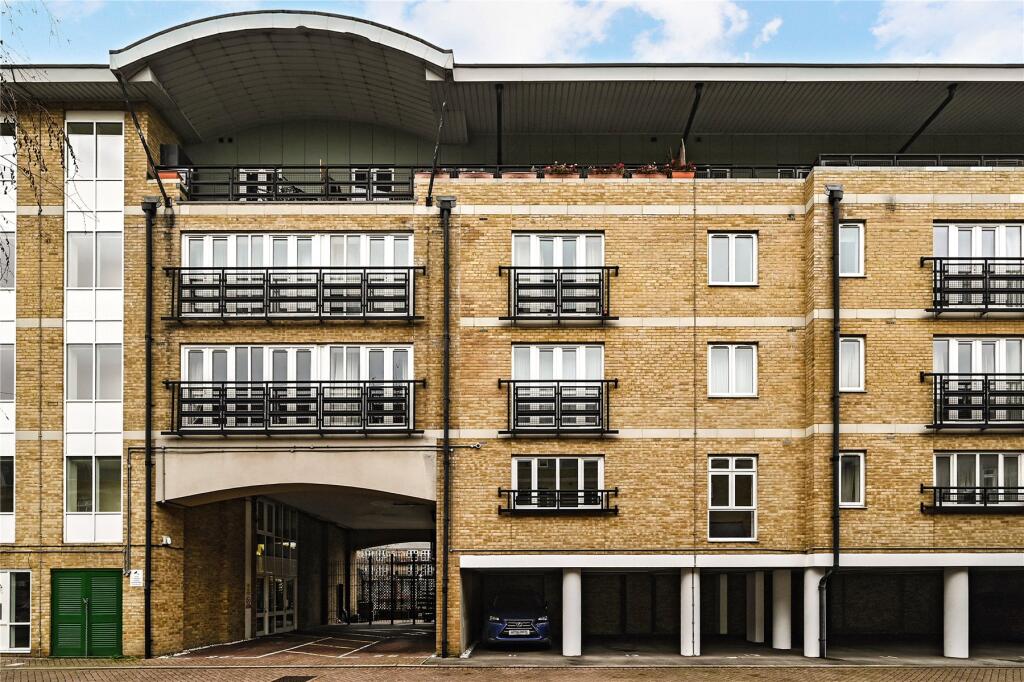 Main image of property: Locksons Close, London, E14