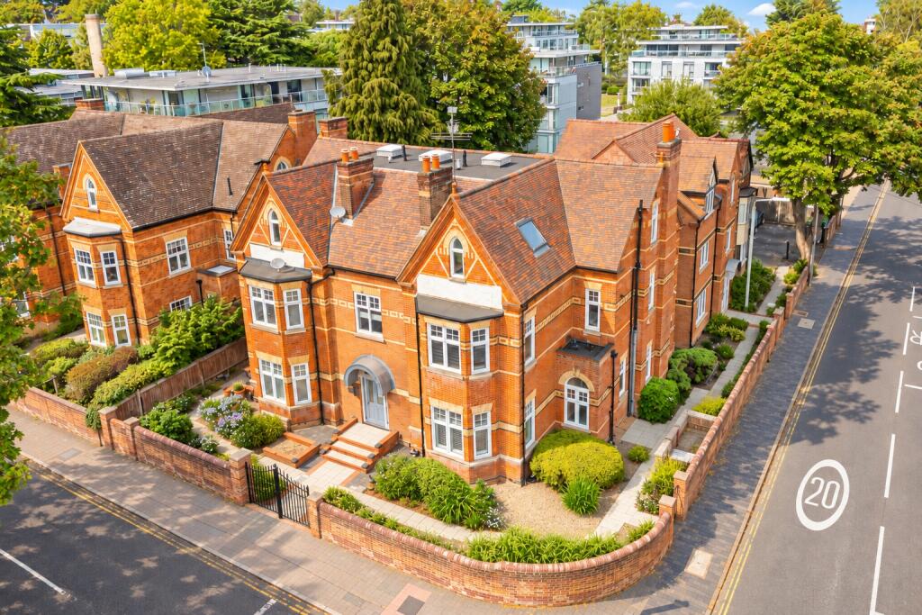 Main image of property: St. Georges Court, Hatfield Road, St. Albans, Hertfordshire, AL1