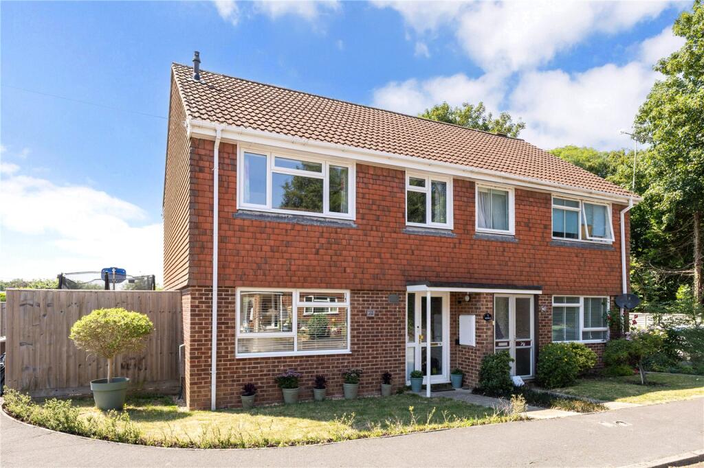 Main image of property: De Lucy Avenue, Alresford, Hampshire, SO24