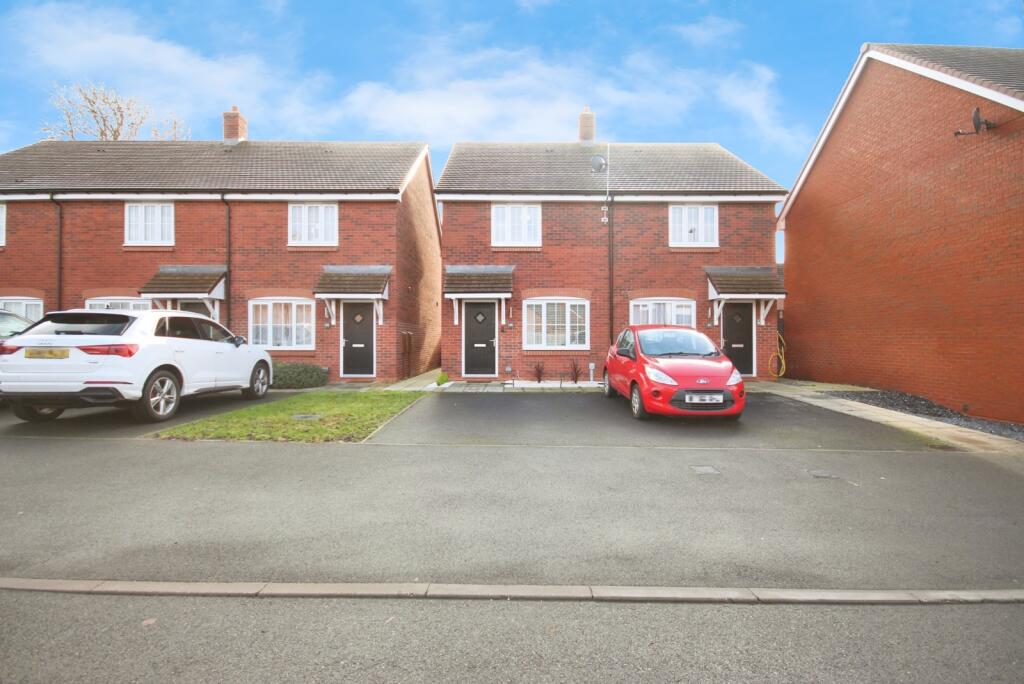 Main image of property: Pattle Close, Lighthorne Heath, Leamington Spa, Warwickshire, CV33