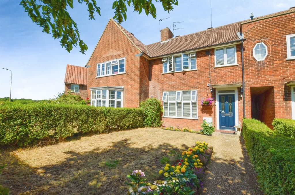 Main image of property: Lemsford Lane, WELWYN GARDEN CITY