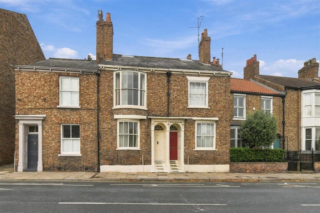 Main image of property: Monkgate, York