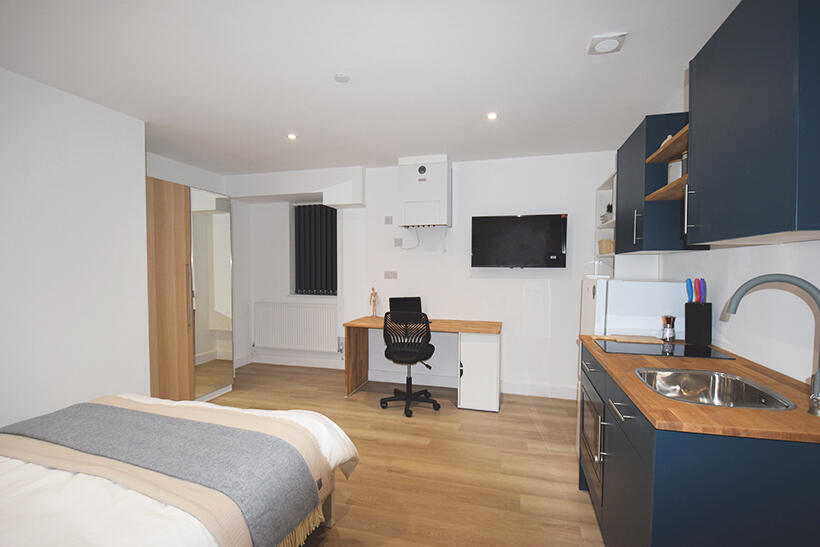 Main image of property: Flat 502, Sandfield House, 5 Mansfield Road, Nottingham, Nottinghamshire, NG1 3FB, United Kingdom