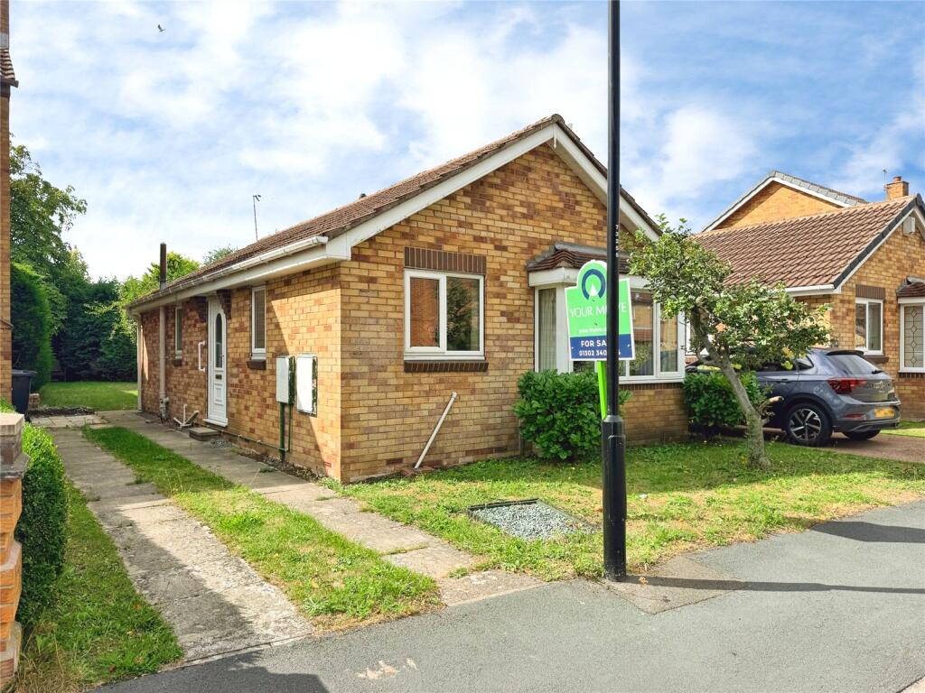 Main image of property: Sunningdale Close, Doncaster, South Yorkshire, DN4
