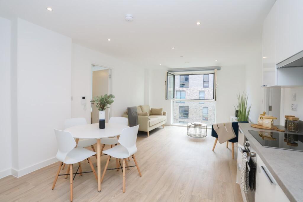 Main image of property: Clippers Quay, Salford Quay Salford M50