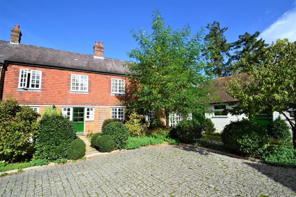 Main image of property: Duncton, Petworth, GU28