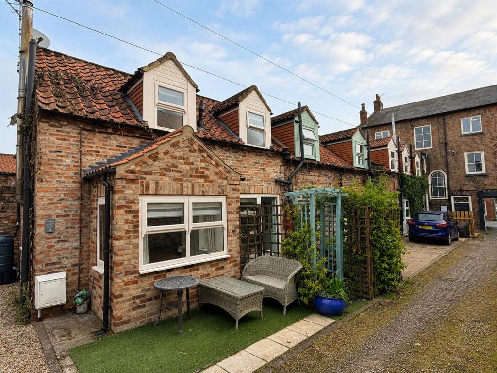 Main image of property: Kirkgate Mews, Kirkgate, Thirsk, North Yorkshire