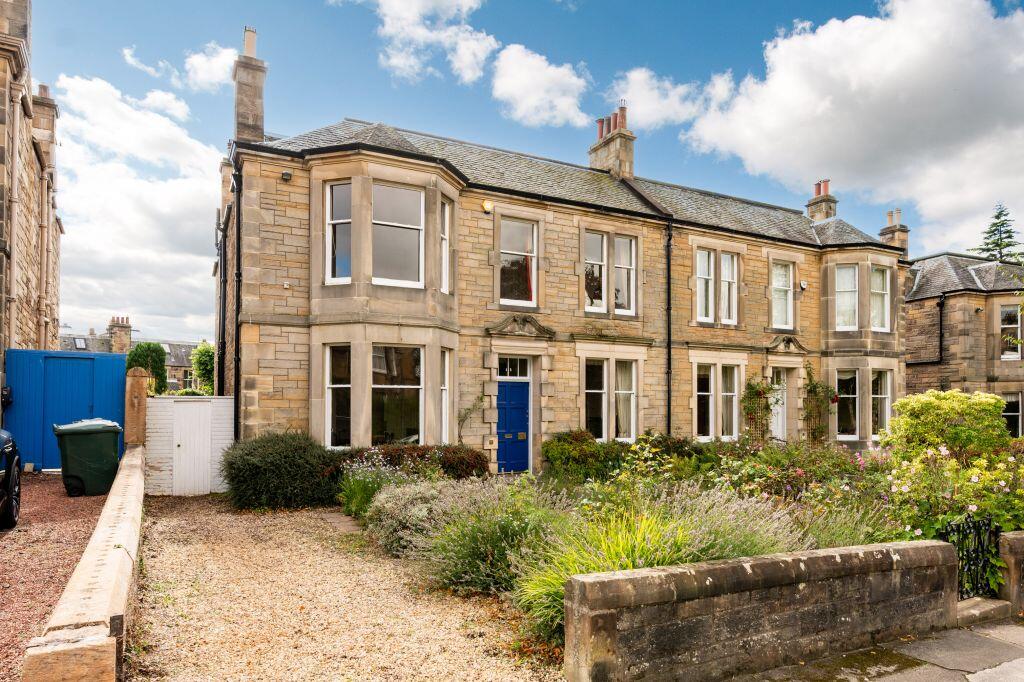 Main image of property: 15 Succoth Place, Edinburgh, EH12 6BJ