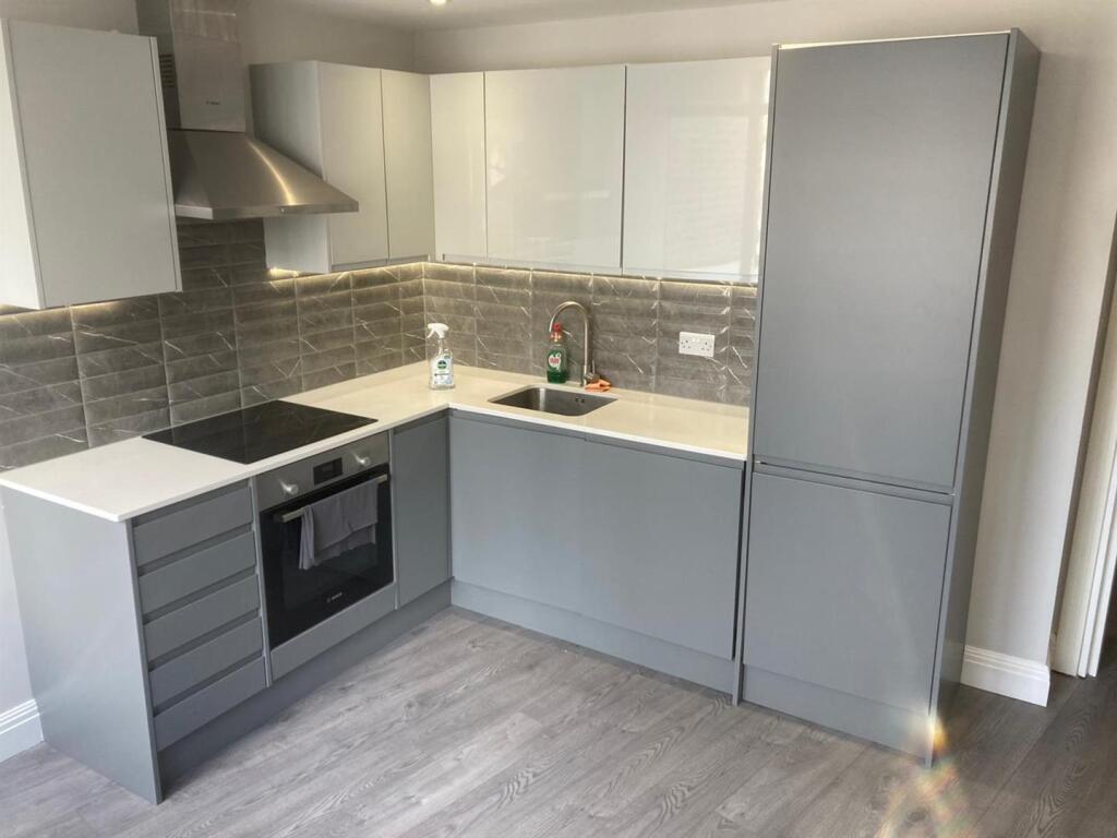 Main image of property: Flat 5 Francis House, 760-762 Barking Road, London