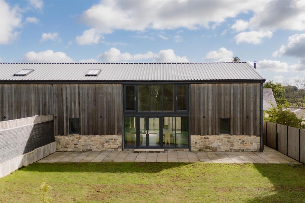 Main image of property: Smithy Lodge, Sidness Farm, Stretton, Derbyshire, DE55 6FE