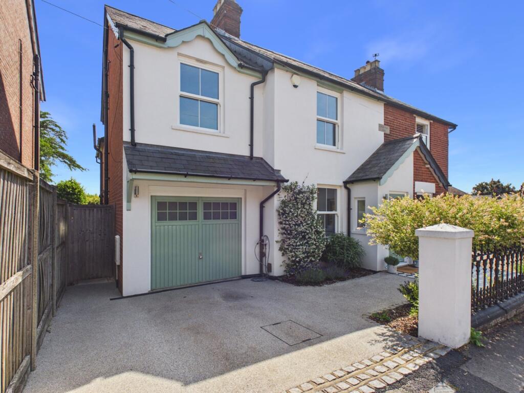Main image of property: Albion Road, Chalfont St. Giles, Buckinghamshire, HP8