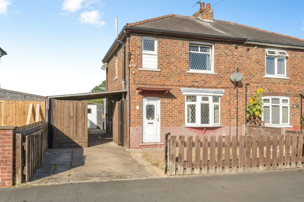 Main image of property: Hempdyke Road, Scunthorpe