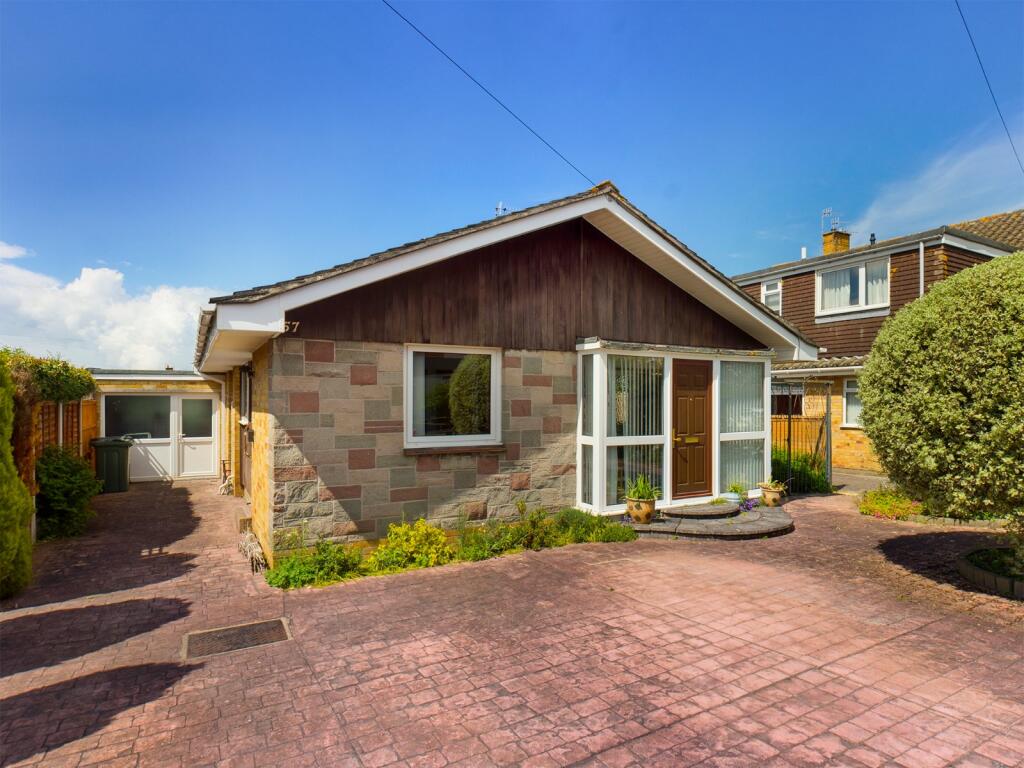 Main image of property: Stoneyfields, Easton-in-Gordano, Bristol, BS20