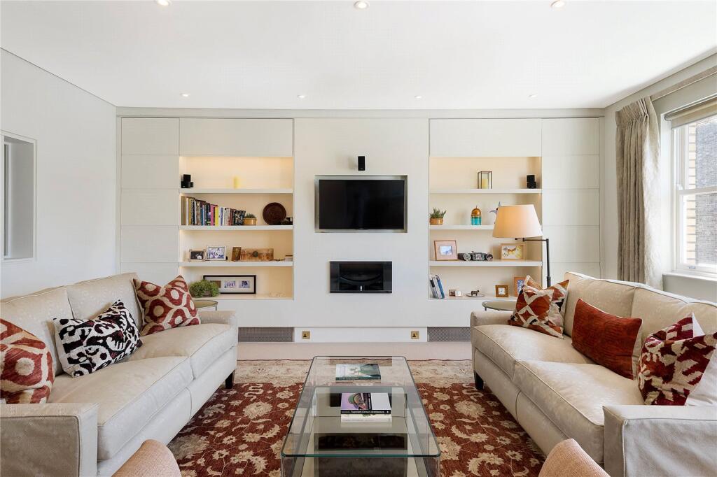 Main image of property: Pont Street, Knightsbridge, London, SW1X