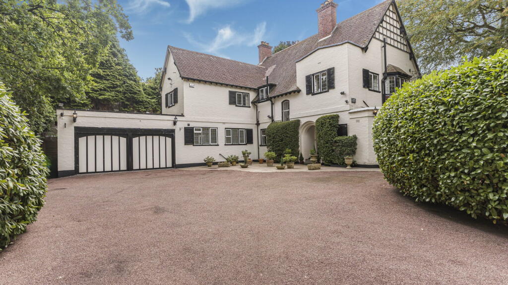 Main image of property: Roman Road, Little Aston Park