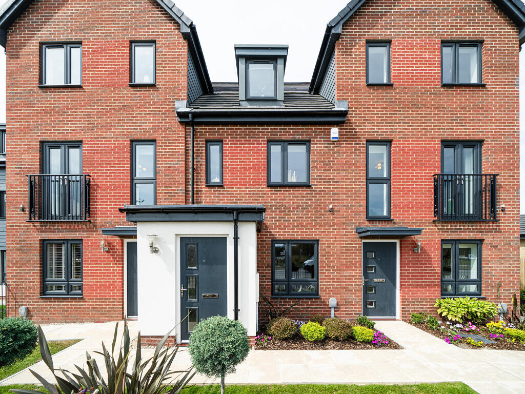 Main image of property: Valley Park,
Didcot,
Oxfordshire,
OX11 6LB