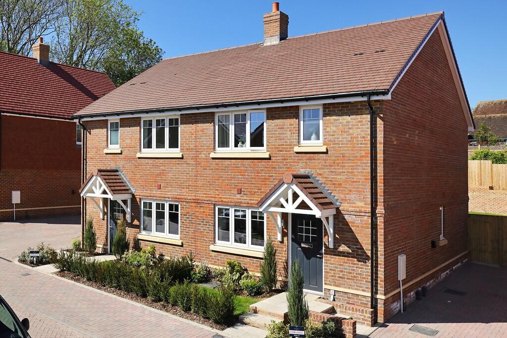 Main image of property: South Road, 
Wivelsfield Green, Haywards Heath, 
East Sussex 
RH17 7QR