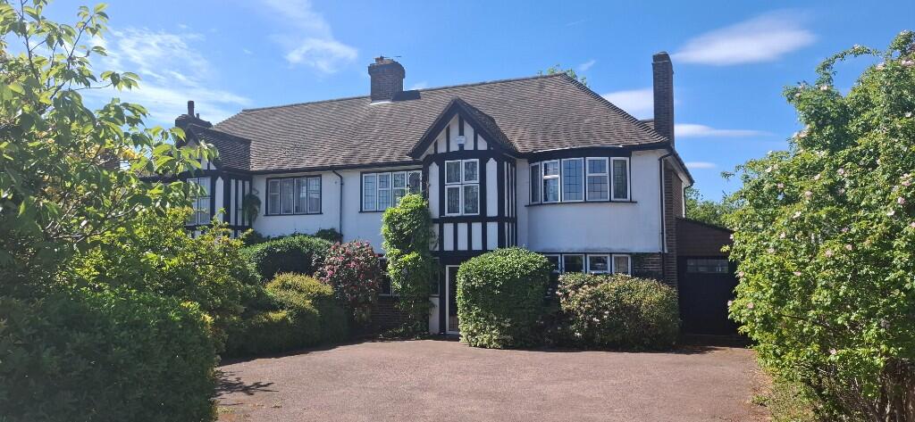 Main image of property: Bromley Common, Bromley, BR2