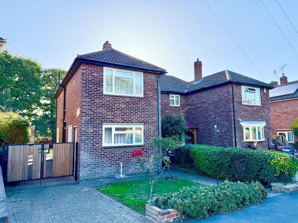 Main image of property: Woodlands Park, Bexley