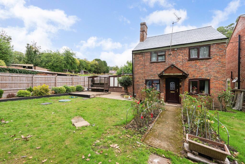 Main image of property: Southwick Road, Wickham, Fareham, PO17 6JE