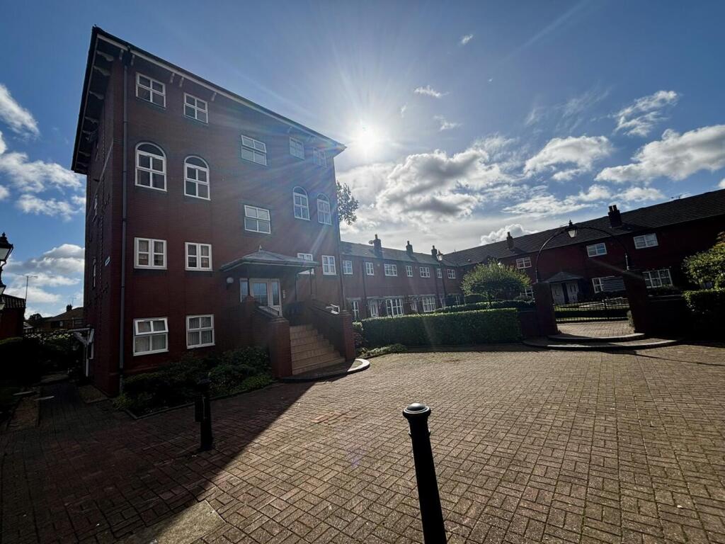 Main image of property: 3 Lye Corner, Gatehouse Lane, Bedworth