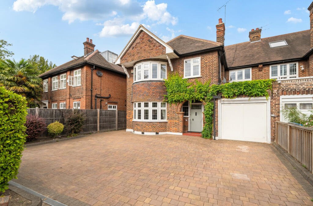 Main image of property: Bancroft Avenue, East Finchley, N2