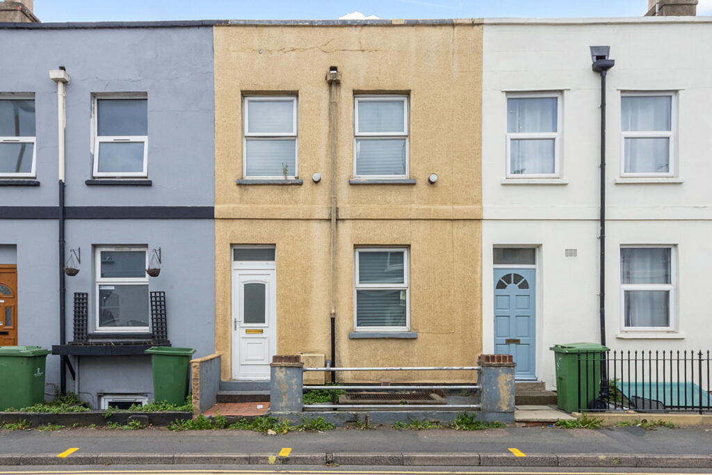 Main image of property: St. Pauls Road,Cheltenham,GL50 4ER