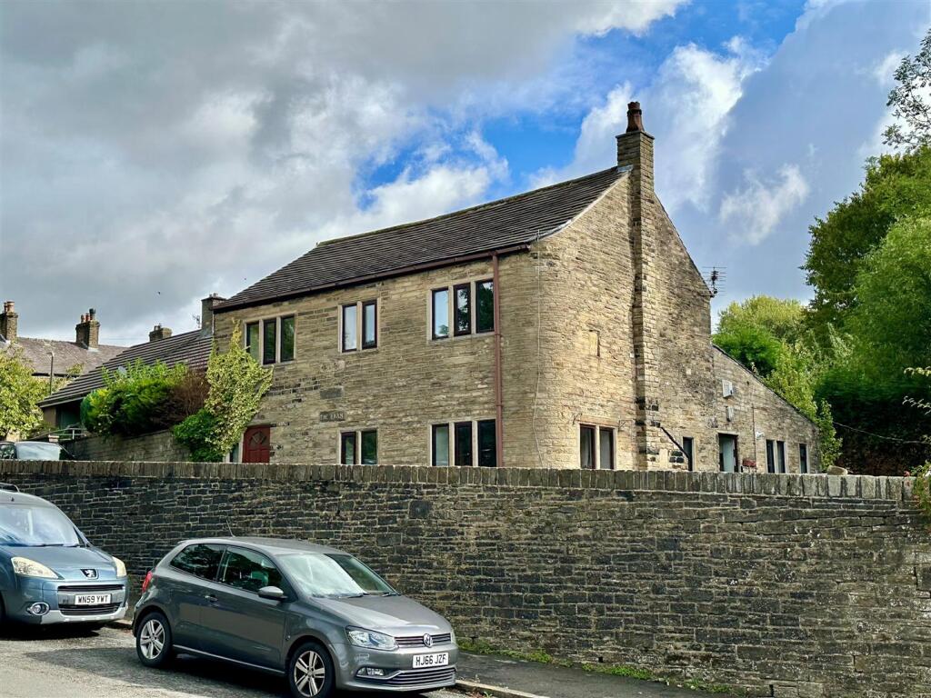 Main image of property: Market Street, Hayfield, High Peak