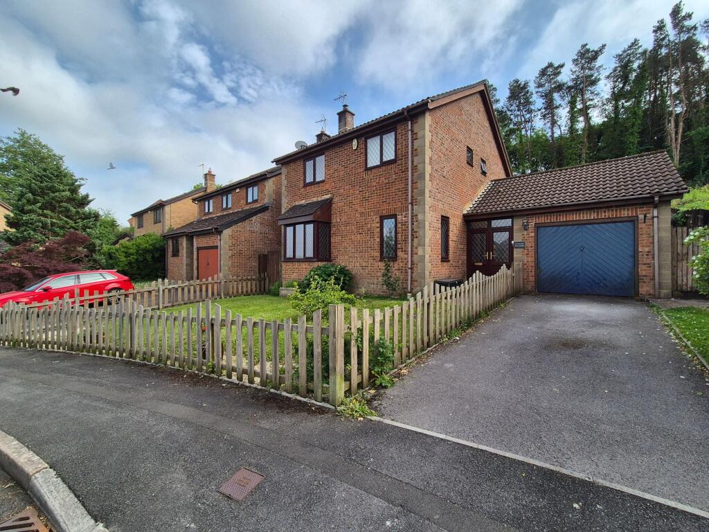 Main image of property: Lark Rise, Brackla, CF31