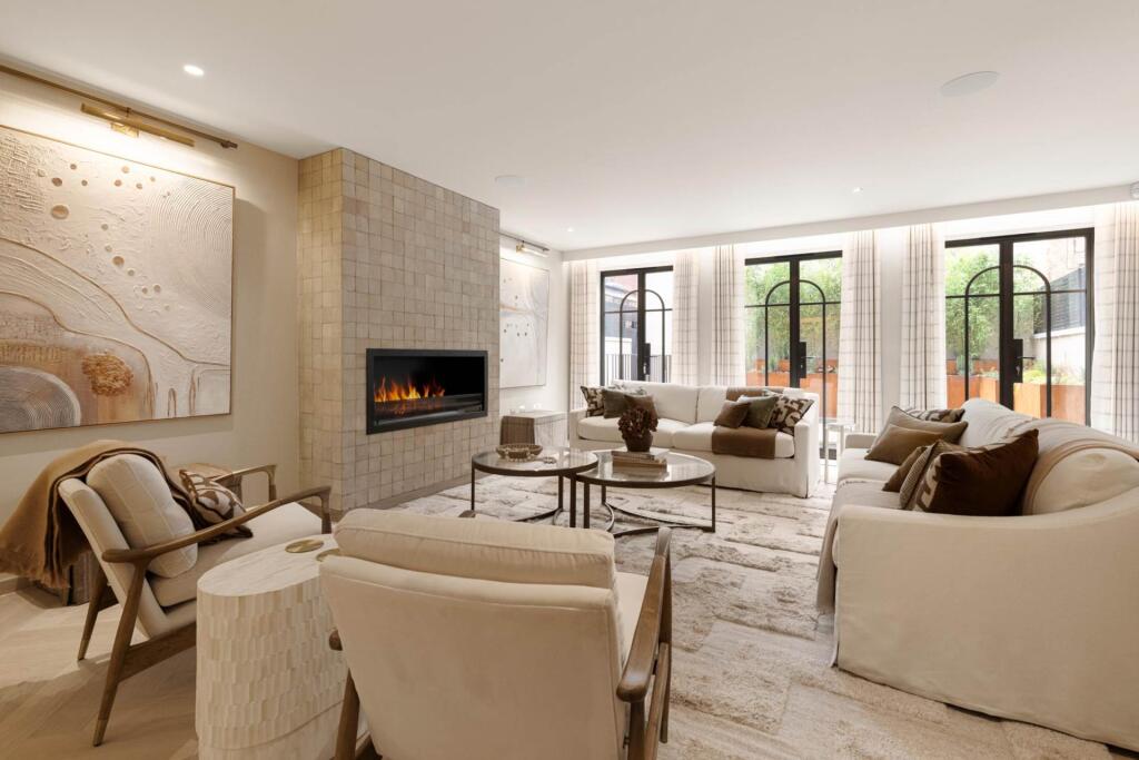 Main image of property: Cadogan Street, Chelsea SW3