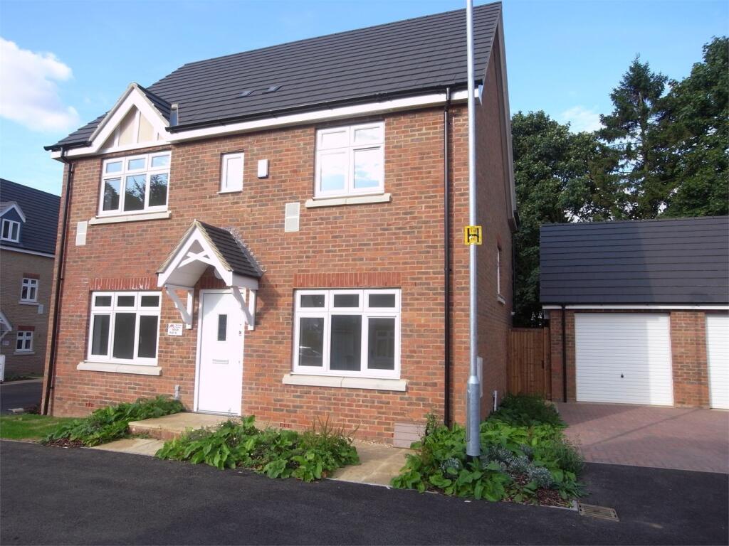 Main image of property: Oakley Gardens, Luton, LU4