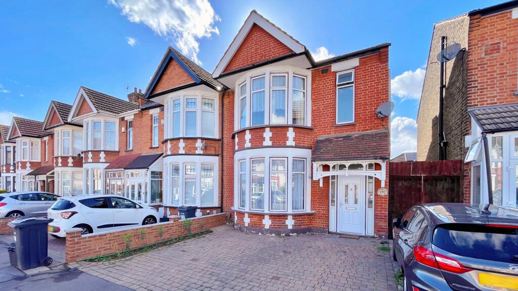 Main image of property: Cambridge Road, Seven Kings, IG3